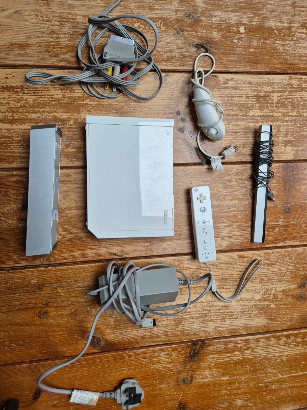 Nintendo Wii Console - Complete Set Up PAL UK Version