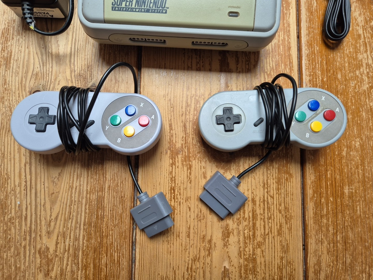 Super Nintendo SNES Console Complete Set Up With 2 Controllers PAL UK
