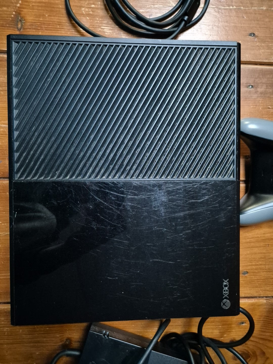 Xbox One Original Console With Limited Edition COD Advance Warfare Controller