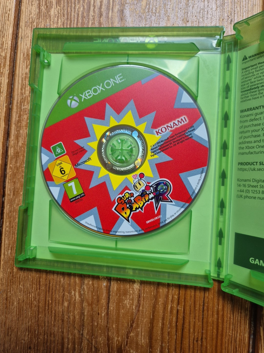 Super Bomberman R: Shiny Edition - Xbox One/Series PAL UK