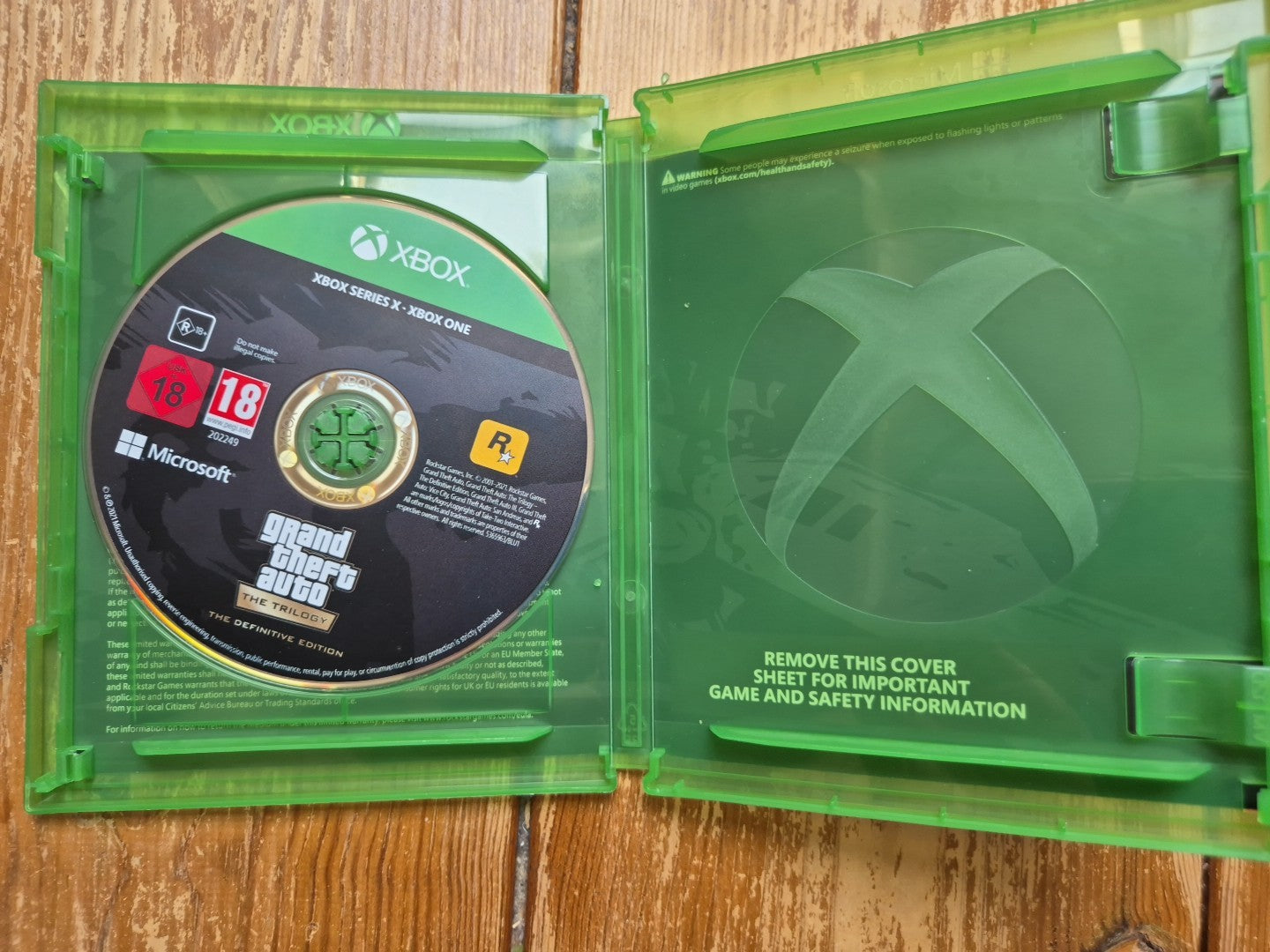 Grand Theft Auto: The Trilogy: The Definitive Edition (Xbox One) PEGI 18+