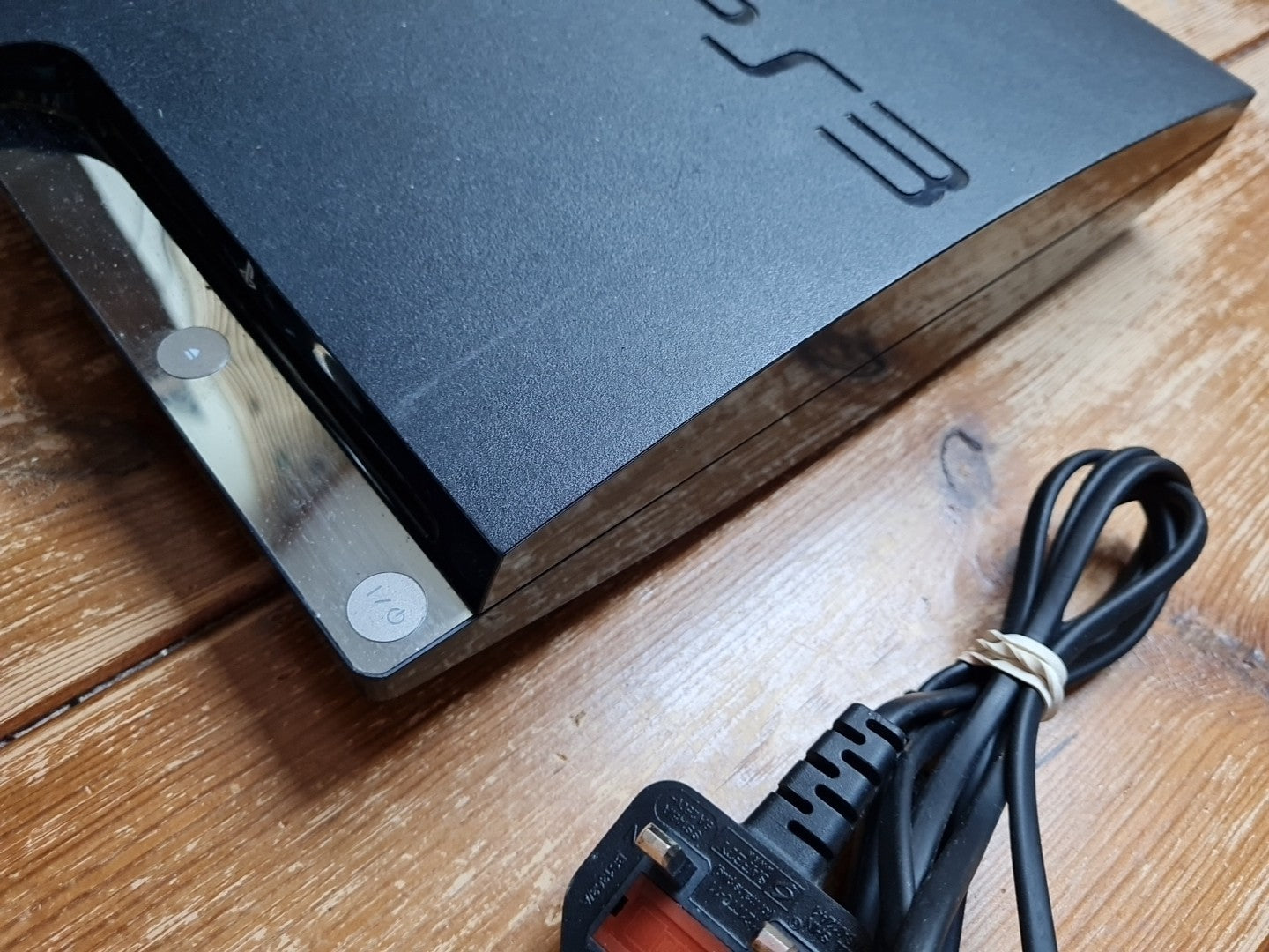 Sony PS3 PlayStation 3 Slim 160GB Console With Official Controller PAL UK