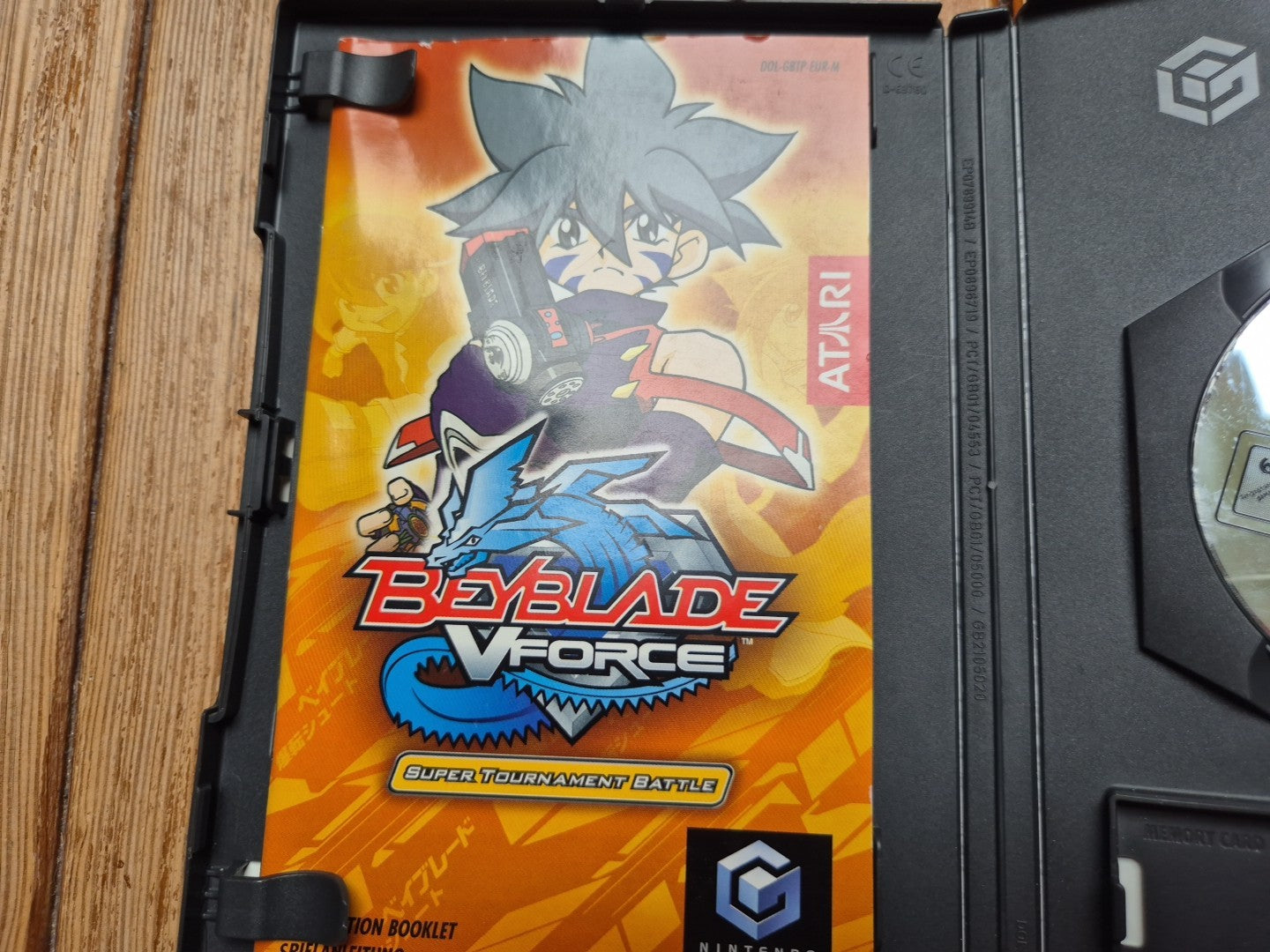 Beyblade V Force: Super Tournament Battle Nintendo GameCube Complete With Manual